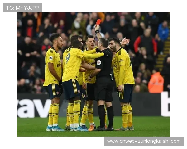 诺丁汉森林对阵利物浦长传比例达26%,或以此策略对抗布莱顿 诺丁汉森林对阵利物浦长传比例达26%,或以此策略对抗布莱顿