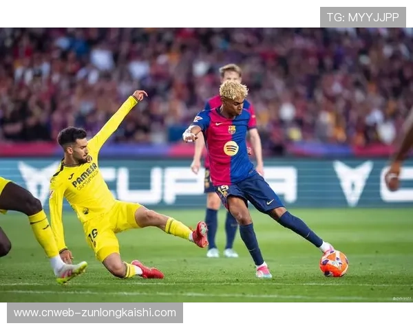 西甲保级混战:第8名至第18名分差仅17分 西甲保级混战:第8名至第18名分差仅17分